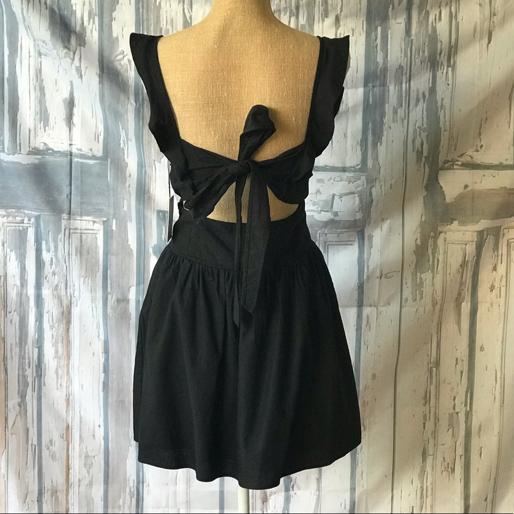 LAST ONE! Lizzie’s back tie dress - Picture 2 of 5